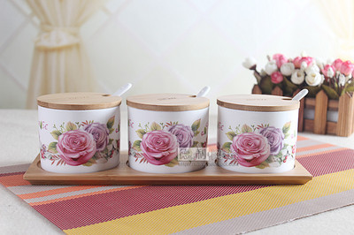 【最新产品 配木座陶瓷直身调味罐 低骨瓷时尚家居厨房用具套装批发】价格,厂家,图片,调料瓶/调料盒,潮州市枫溪德利彩瓷厂-