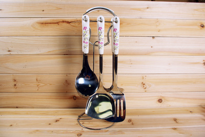 【炊具套装 陶瓷不锈钢七件套带铁架厨房用具 勺 铲 瓢 8款式 批发】价格,厂家,图片,锅铲,刘礼武-