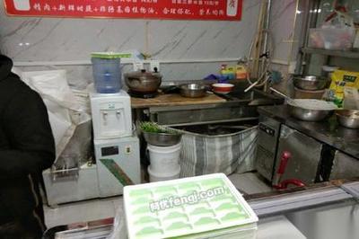 处置积压主食厨房全套设备 10000元